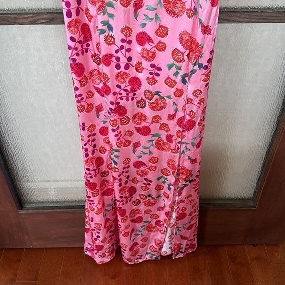 SALONI Leona Gown size 6
$945 original retail - Picture 12 of 16